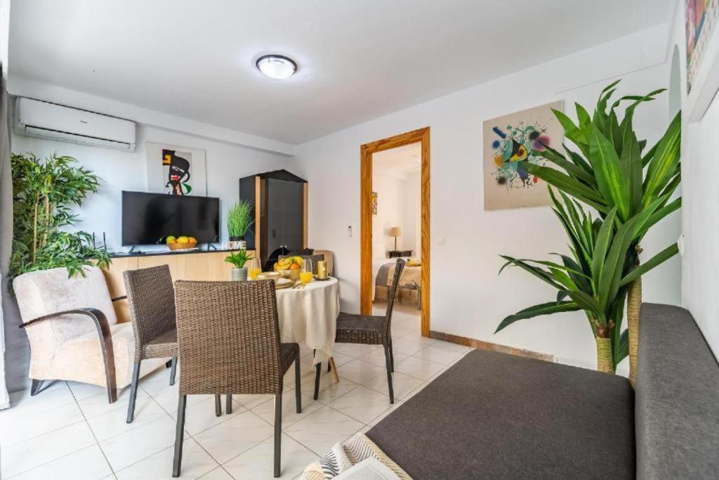 Boutique Living Fuengirola Apartment Bagian luar foto